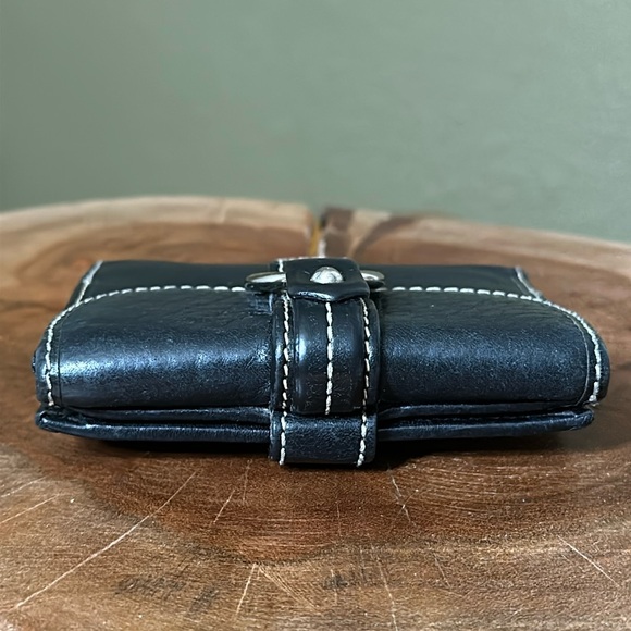 DOONEY & BOURKE Compact Bifold Snap Wallet - Picture 4 of 12